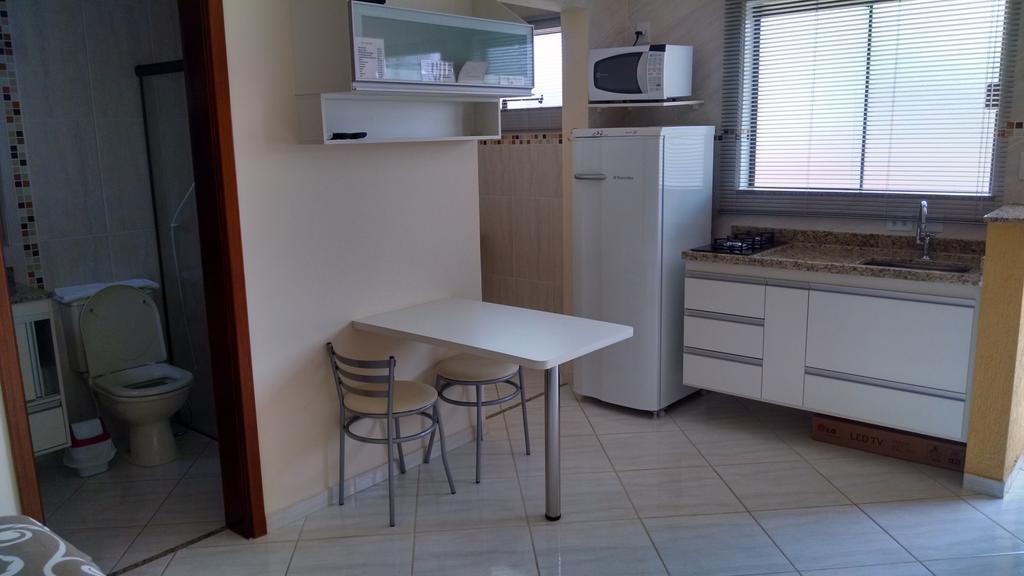 באורו Aries Apart Hotel חדר תמונה
