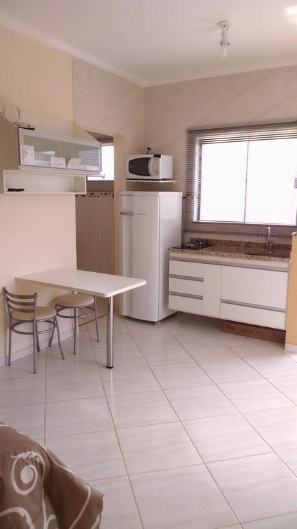 באורו Aries Apart Hotel חדר תמונה